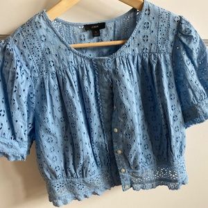 J. Crew Light Blue Floral Crop Blouse (Size Medium)